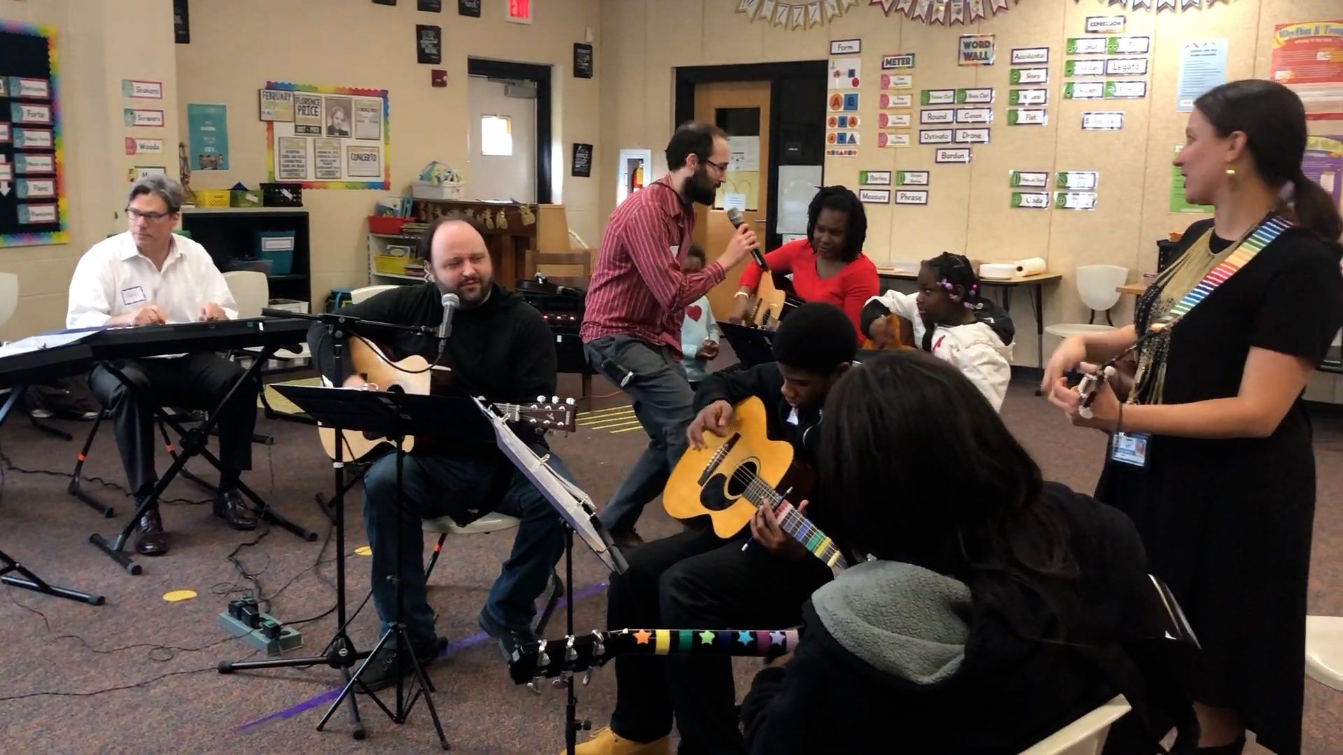 Ohio School Story Cincinnati's Roll Hill School Partners with Local